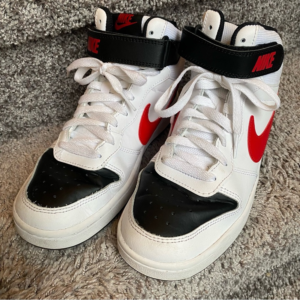 Nike Court Borough Mid 2 (6.5Y)